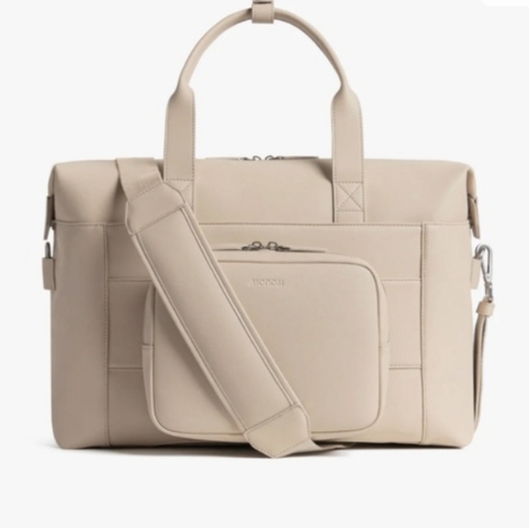 Monos Metro Duffel Vegan Leather New - Picture 14 of 16